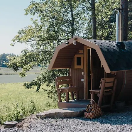 Cozy Forest With Wood-fired Sauna Naantali
